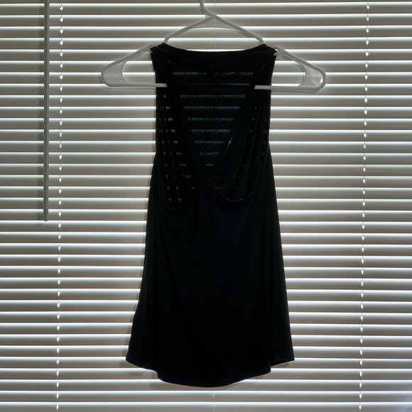 Express Top - Picture 2 of 2